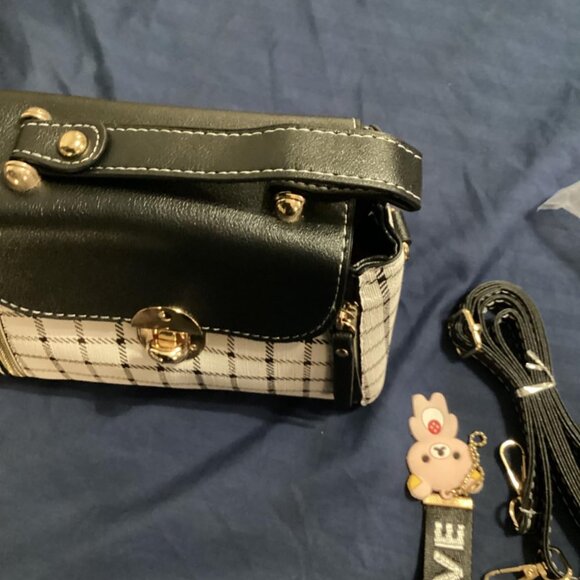 Neiman Marcus Plaid Twist Lock Black Bear Purse - Picture 6 of 7